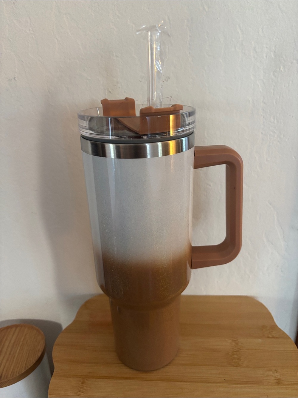 Travel Tumbler Mug with Handle and Straw - Brown Ombre - Picture 1 of 1
